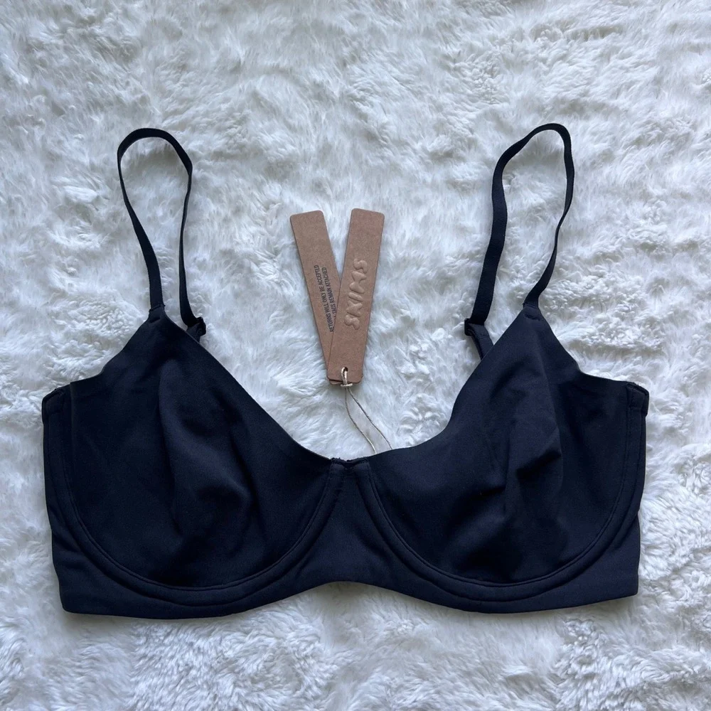 SKIMS Women's Fits Everybody Unlined Demi Bra Onyx Black 32DD BA-DEM-9220 NWT
